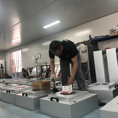 L'unité de filtrage de fan de Galvalume pour la fan de plafond de pièce propre a actionné le filtre à air de Hepa industriel