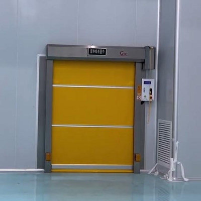 Douche d'air de pièce propre de cargaison de GCC avec la porte de volet de PVC avec le capteur photoélectrique
