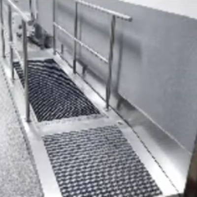 Machine de nettoyage de chaussures industrielles à commande automatique efficace