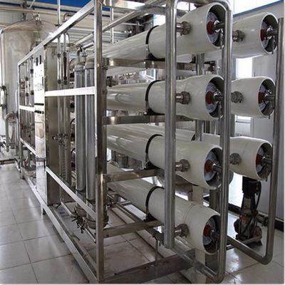 équipement industriel de traitement de l'eau d'osmose d'inversion 380Volt pour la circulation de l'eau de Rwa